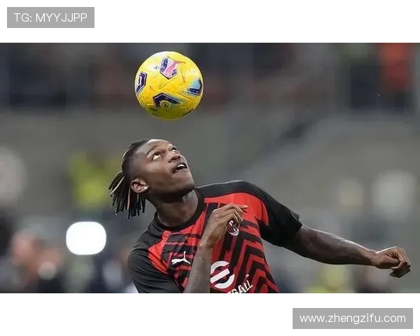 国际米兰中场提速乏力，缺少关键爆点球员，对整体进攻转换节奏造成影响