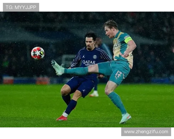 巴黎圣日耳曼边路突破优势显著,但进攻战术单一问题早已显现,对手针对性防守加剧
