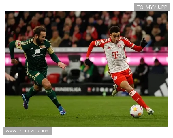 拜仁慕尼黑内部矛盾激化,战术混乱与阵容隐患如何危及豪门争冠地位? 拜仁慕尼黑内部矛盾激化,战术混乱与阵容隐患如何危及豪门争冠地位?