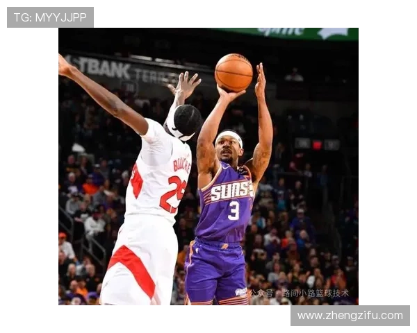 哈利伯顿利用挡拆创造机会提升组织效率，主导球队关键回合得分